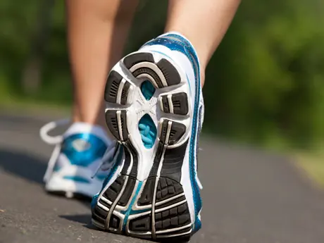 4-ways-walking-can-help-you-run-faster