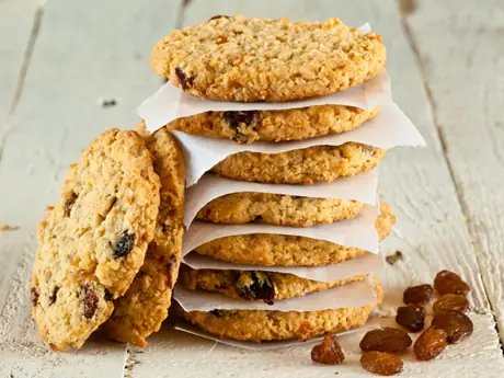 Where can you find healthy oatmeal cookie recipes?