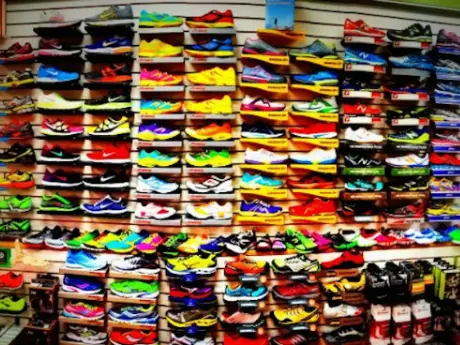 Running Shoe Store 