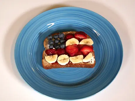 VIDEO: How to Make American Flag Toast 